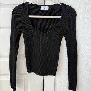 Old Navy Women's Black Long Sleeve Ribbed Tee